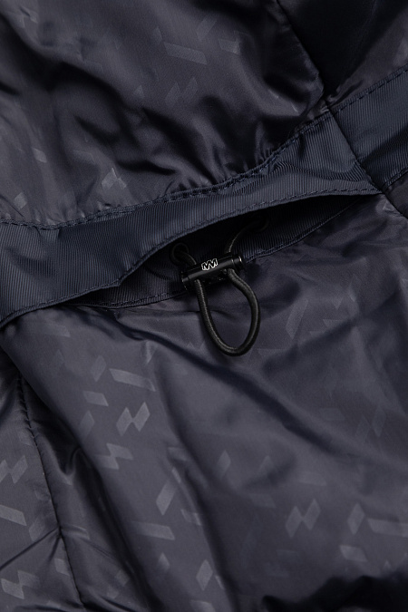 Удлиненный пуховик-парка с капюшоном для мужчин бренда Meucci (Италия), арт. 9880 - фото. Цвет: Темно-синий. Купить в интернет-магазине https://shop.meucci.ru
