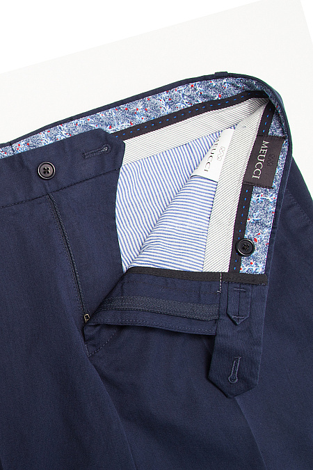 Мужские брюки летние из хлопка темно-синие  арт. DR 7530 NAVY Meucci (Италия) - фото. Цвет: Темно-синий. Купить в интернет-магазине https://shop.meucci.ru
